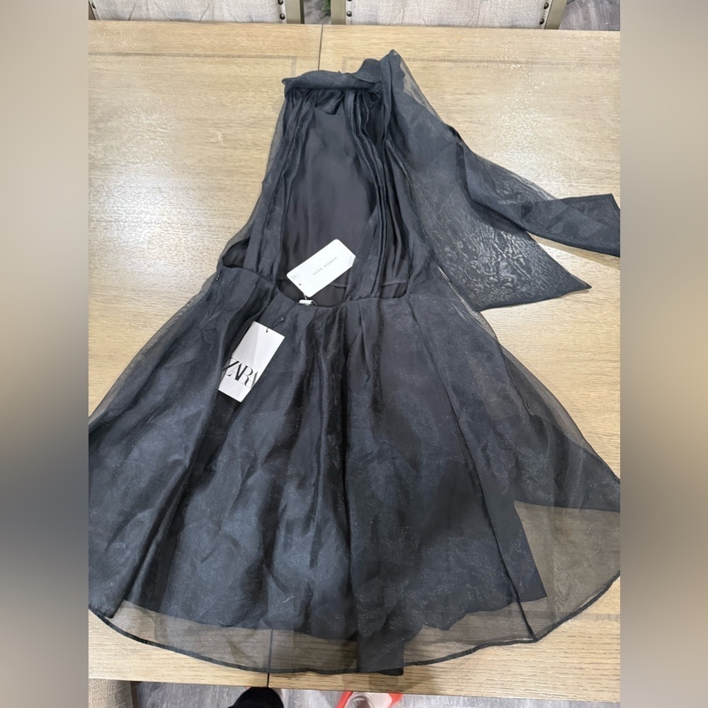 ZARA. Short halter neck tulle dress size m